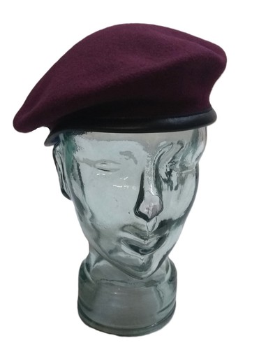 Maroon beret army allarms - army, uk