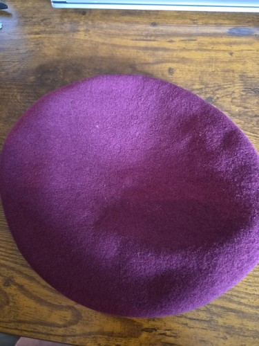Post war 1960s maroon beret - maroon,